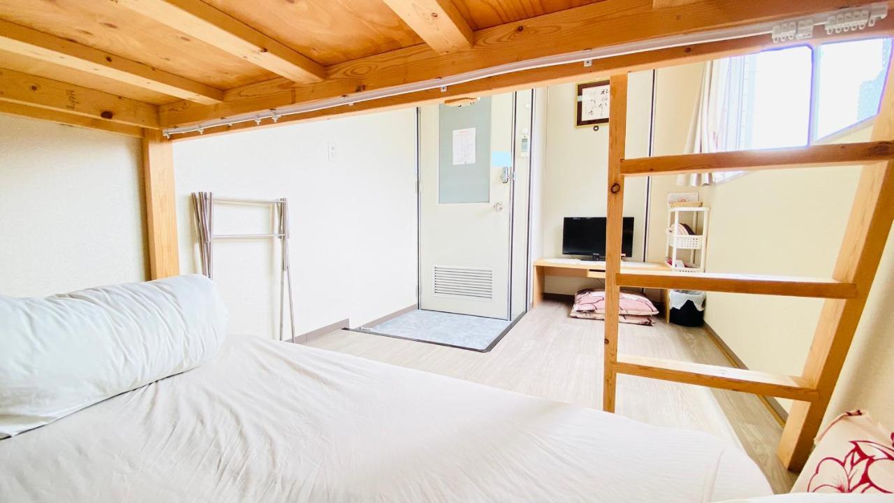 Guest House B'S Fiveⅱ Osaka Exterior photo